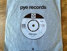 Freakbeat Young Blood - Green Light PYE 7N 17495