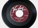 BILLY BOY (ARNOLD) VEE-JAY 238-KISSING AT MIDNIGHT/MY HEART IS CRYING-BLUES 45