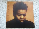 TRACY CHAPMAN SELF TITLED VINYL LP WITH ORIGINAL INNER EKT 44 EXC CONDITION