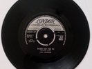 Lou Johnson - Reach Out For Me / Magic Potion - 45 - London American - HLX 9805
