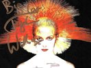 TOYAH 'THUNDER IN THE MOUNTAINS' ORIGINAL UK 7'' VINYL SINGLE 1981 - AUTOGRAPHED