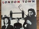 London Town - Wings -  (1978 Vinyl Record - Paul McCartney AUTOGRAPHED - VG)