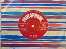THE BEATLES Love me do / P.S. I love you Parlophone 45-R 4949 Classic pop 1962