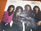 (Y316) KISS. LICK IT UP