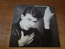 HAND AUTOGRAPHED 1970s EXCELLENT David Bowie – 