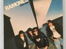 RAMONES - LEAVE HOME + INNER - UK ISSUE 1Y/3 2Y/1- VERY GOOD++