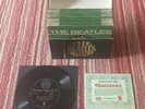 THE BEATLES SINGLES 1962-1970 VINYL 1977 UK WITH GOLD EMBOSSED BOX + GUARANTEE.