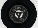 CHUCK BERRY -  LITTLE QUEENIE / ALMOST GROWN | UK | 1958 | LONDON | VG+