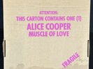 ALICE COOPER “Muscle of Love” Original US Press with BOX.  LP **EX CONDITION**