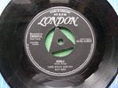 LINK WRAY AND THE RAY MEN:   RUMBLE   45-HL-A 8623    CON EX