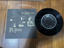 DISCORDANCE AXIS /MELT BANANA -FIRST PRESS  1995 7''grind death metal