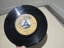 Rare Reggae FREDDIE McKAY Picture On The Wall 7'' BANANA BA348 Plays VG