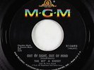 Garage Psych 45 - Bit' A Sweet - Out Of Sight, Out Of Mind - MGM