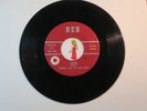 45 RPM l INSTRO/TEENER : Ronnie (DIO) and the Red Caps