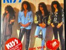 Kiss – Hide Your Heart/ Betrayed, 45 RPM, Single EX / EX Red Vinyl UK KISR 10