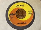 45 RPM Beatles CAPITOL 72076 Love Me Do / PS I Love you RINGO DRUMS VG+