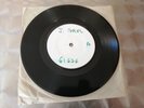 RARE SP TEST PRESSING JACQUES BREL - NE ME QUITTE PAS/LES BICHES - 61676 BARCLAY