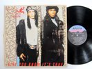 MILLI VANILLI Girl You Know It's True LP Arista Usa    a8672