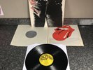 LP VINYL ROLLING STONES STICKY FINGERS ZIP SLEEVE COC 59100 UK 1ST PRESS EX/EX