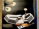 [Factory Sealed] Arctic Monkeys Tranquility Base Hotel Casino (Vinyl Record)
