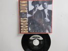 ' BROOKS & DUNN ' HIT 45 + PICTURE  [NEON MOON]  1992