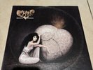 Cher, Heart Of Stone, First Pressing Album - 1989. Looks And Sounds Great