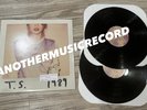 AUTOGRAPHED 1989 Black Vinyl SIGNED by Taylor Swift