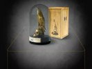 MYLENE FARMER  NEVERMORE CORBEAU TETE DE MORT SOUS GLOBE en VERRE  produit neuf