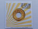 ELVIS PRESLEY USA 45 SUN 223  MYSTERY TRAIN  2000 UK  RELEASE