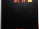 Mötley Crüe • SHOUT AT THE DEVIL • 1983 • ELEKTRA 60289-1 • IN SHRINK • VG++/M-