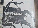 Mezzanine by Massive Attack (Record, 2017)