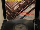 THE BEATLES-PLEASE PLEASE ME-DICK JAMES-BLACK/GOLD-1st UK MONO LP - RARE 22/3/63
