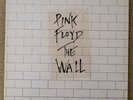 PINK FLOYD - THE WALL -  LP -REMOVABLE FRONT COVER STICKER - EX / EX - SHDW 411