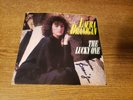 HAND SIGNED 1980s excellent Laura Branigan The Lucky One/ BREAKING OUT 45