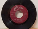 1950s era Red Robin 45 RPM record/ Du-Droppers COME ON AND LOVE ME BABY/ GO BACK