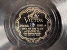 Coon-Sanders 78 Sing A New Song / Lo And Behold  1932 22951 #559