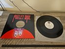 Mötley Crüe – Smokin' In The Boys Room - 1985 12