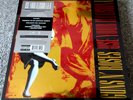 GUNS N ROSES  USE YOUR ILLUSION I & II   -  4 x COLOURED  VINYL BOXSET