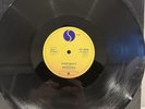 RARE MADONNA FIRST SINGLE EVERYBODY 1982 W9899T UK PRESS