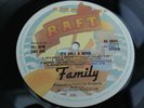 Family IT'S ONLY A MOVIE 1973 UK 1st Press W/ BANGER & INNER PLAYS MINT MINUS
