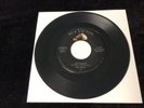 ELVIS PRESLEY 45 47-6640 BLUE MOON/JUST BECAUSE EARLY RCA NM