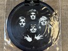 QUEEN & DAVID BOWIE - UNDER PRESSURE 7