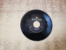 1960s VG+ Sue Lyon – Lolita Ya Ya / Turn Off The Moon 13067 45