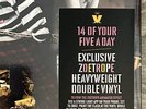 MADNESS  CEST LA VIE  2 x VINYL ZOETROPE EXCLUSIVE PLUS SIGNED AUTOGRAPHED PHOTO