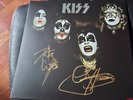 KISS DEBUT ALBUM PICTURE DISC SIGNED BY GENE SIMMONS PETER CRISS LE 500