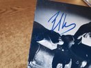 SIGNED EXCELLENT SLEEVE 1980s EDDIE VAN HALEN – Black And Blue 45