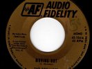 TEEMATES - MOVING OUT - FAST & FRANTIC GARAGE BEAT 45 - HEAR