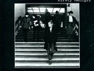 Kirsty MacColl - They Don't Know, 7