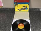 LP VINYL THE CLASH ALBUM GIVE 'EM ENOUGH ROPE CBS 82431 UK 1ST PRESS EX+/EX+