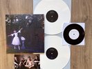 WOLF ALICE 2x12” LP White Vinyl ‘Visions Of A Life’  7” SIGNED Sleeve & Art Card
